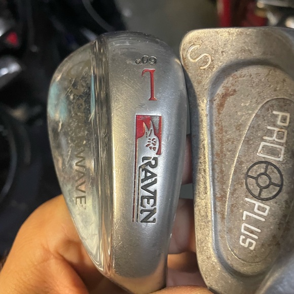 Golf Wedges 2 Pc Set Lob And Sand Wedge In Right Handed - Picture 5 of 7